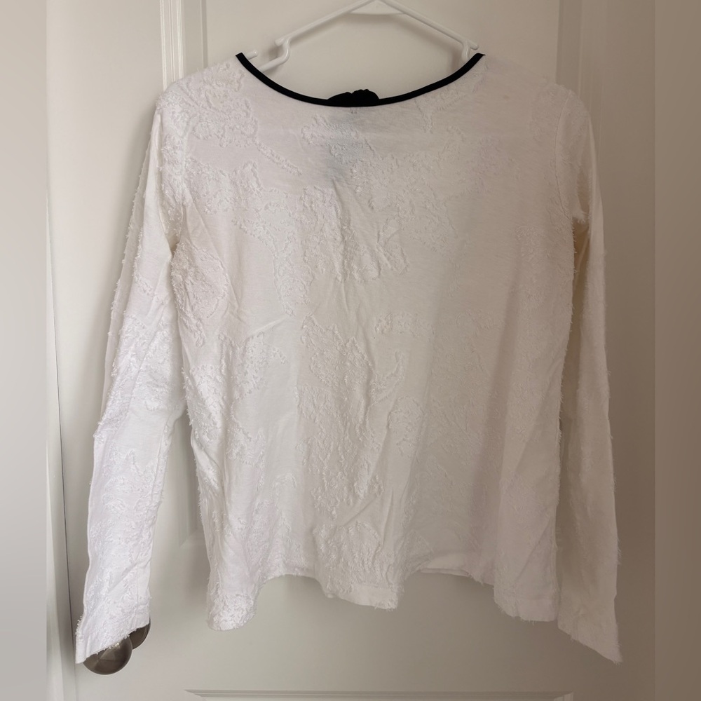 Elegant White Textured Women's Top